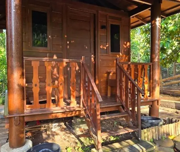 Jungle Medewi Bali ホステル *